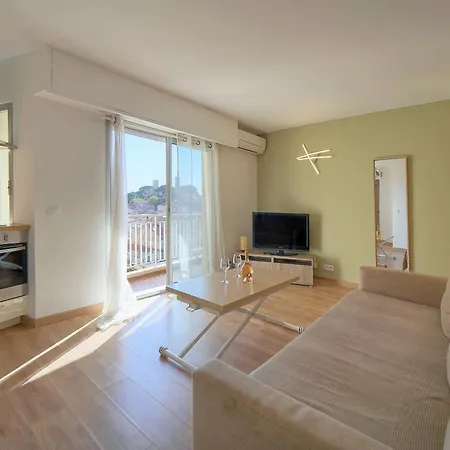 Moderne Balcon, Proche Forville- Centre A0b198 * Cannes