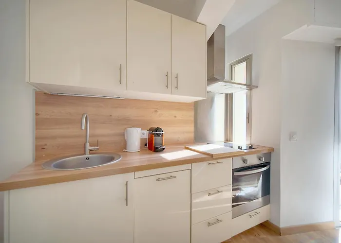 Moderne Balcon, Proche Forville- Centre A0b198 Apartman