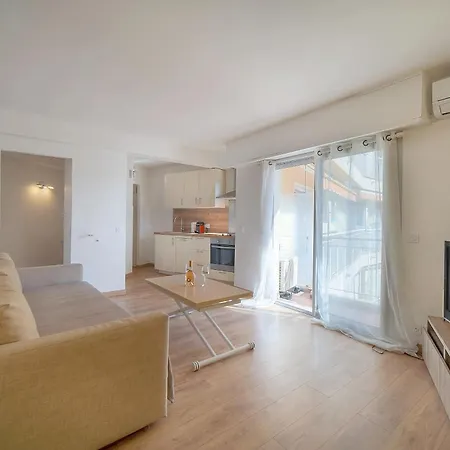 Apartment Moderne Balcon, Proche Forville- Centre A0b198